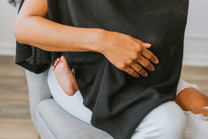 City Mama Ponchy | Ebony/Black