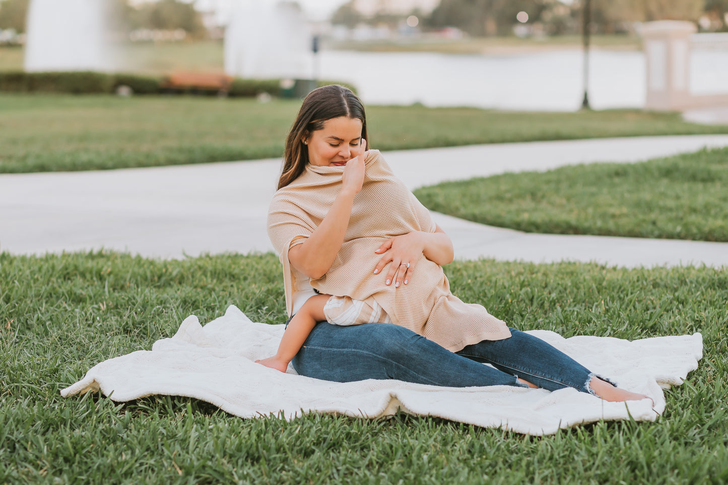 Modern Mama | Nude